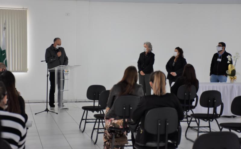 Presidente Magrão participa da Mesa de Abertura da 13ª Conferência Municipal de Assistência Social